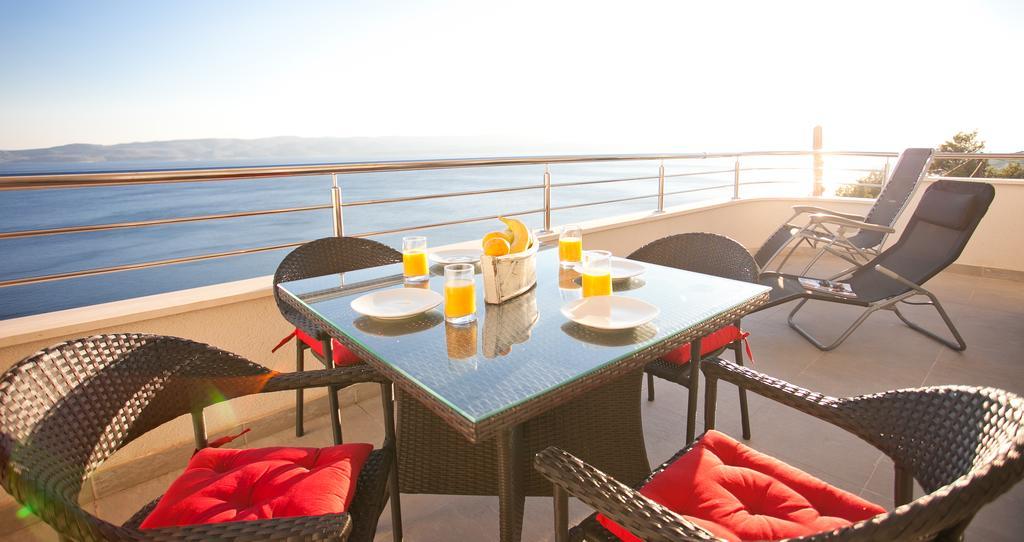 Apartments Mediterranea With Heated Pool Pisak Esterno foto